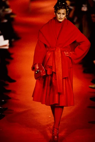 Look 15